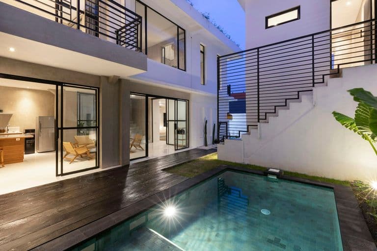 Piscina privada de la villa en Punta Cana Village